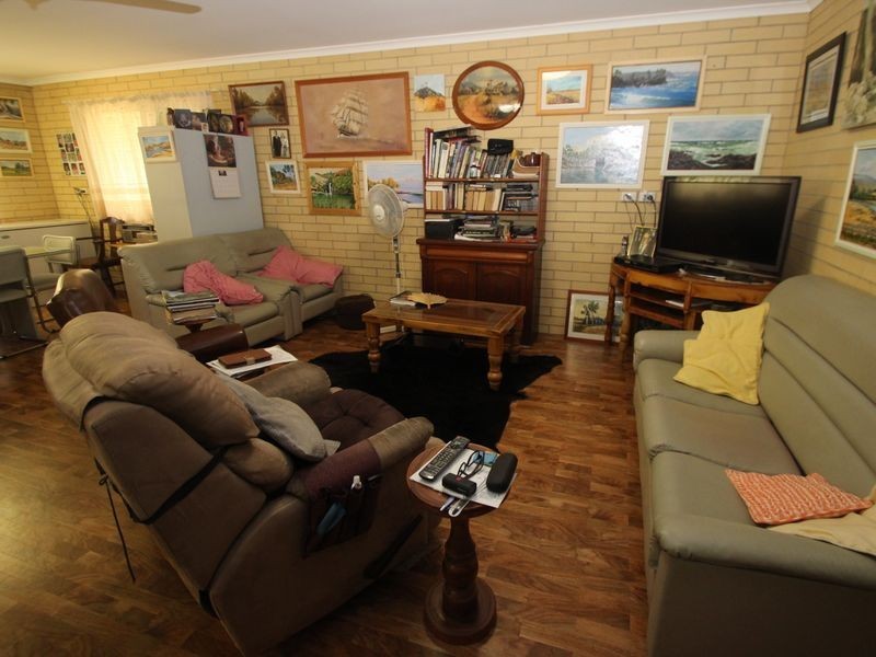 4 Lord Street, Booral QLD 4655