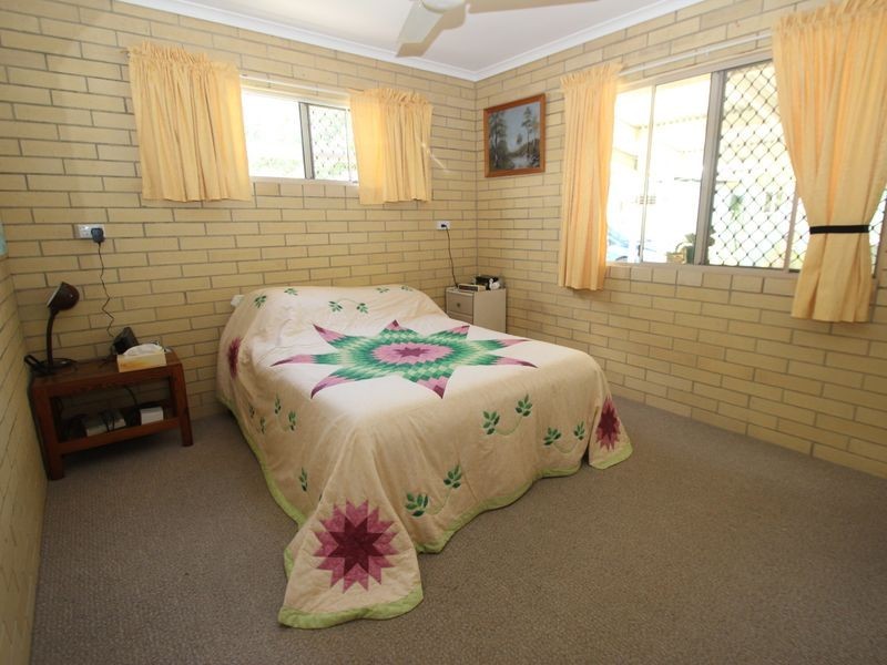 4 Lord Street, Booral QLD 4655