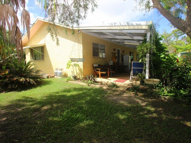 4 Lord Street, Booral QLD 4655