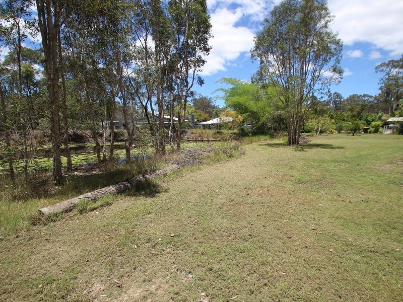 4 Lord Street, Booral QLD 4655