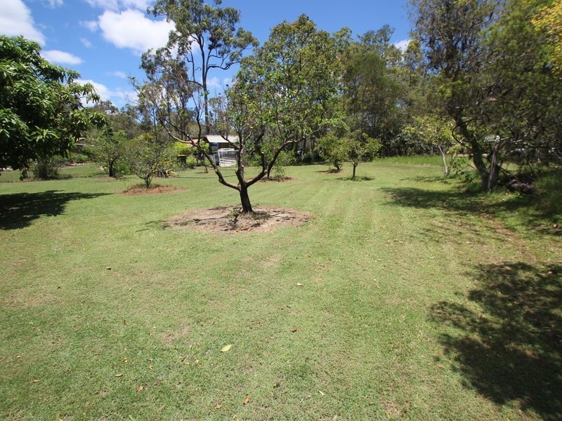 4 Lord Street, Booral QLD 4655