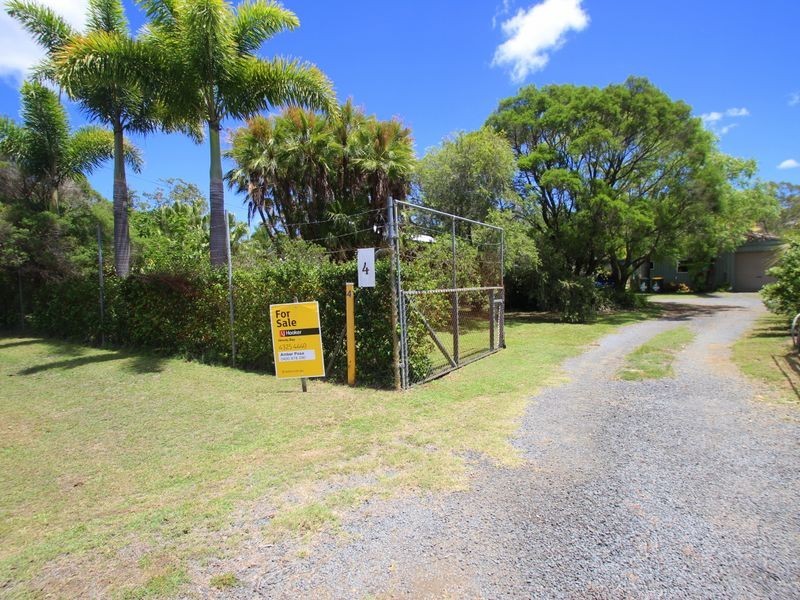 4 Lord Street, Booral QLD 4655