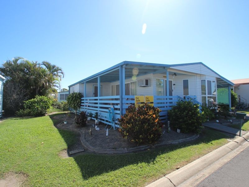90 Cherry Street, Eli Waters QLD 4655