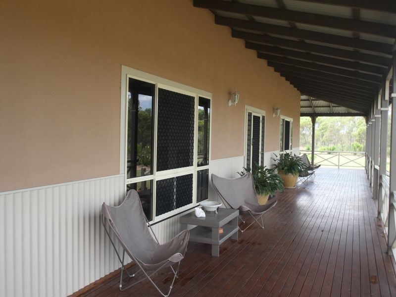 141 Oakview Drive, Redridge QLD 4660
