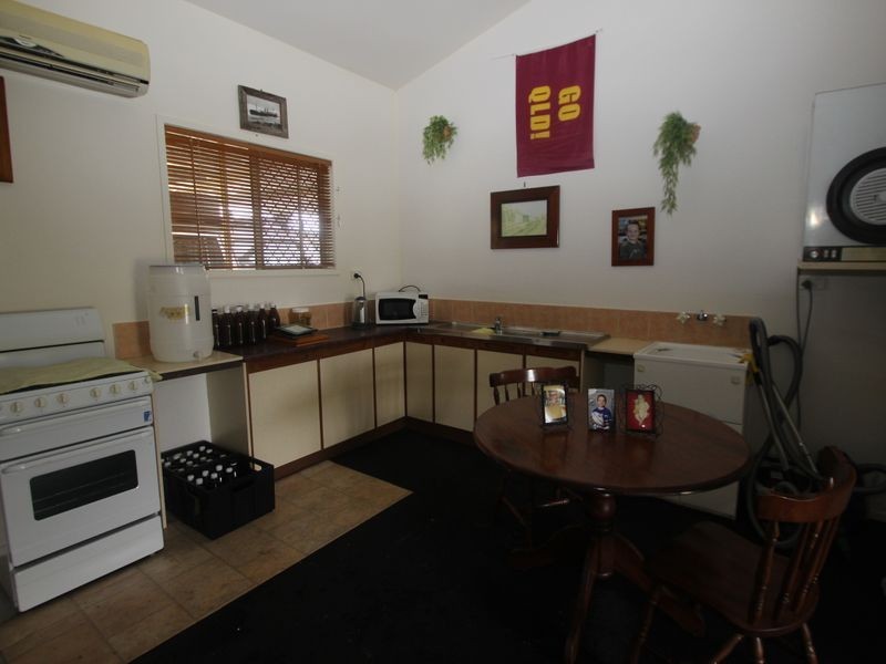 141 Oakview Drive, Redridge QLD 4660