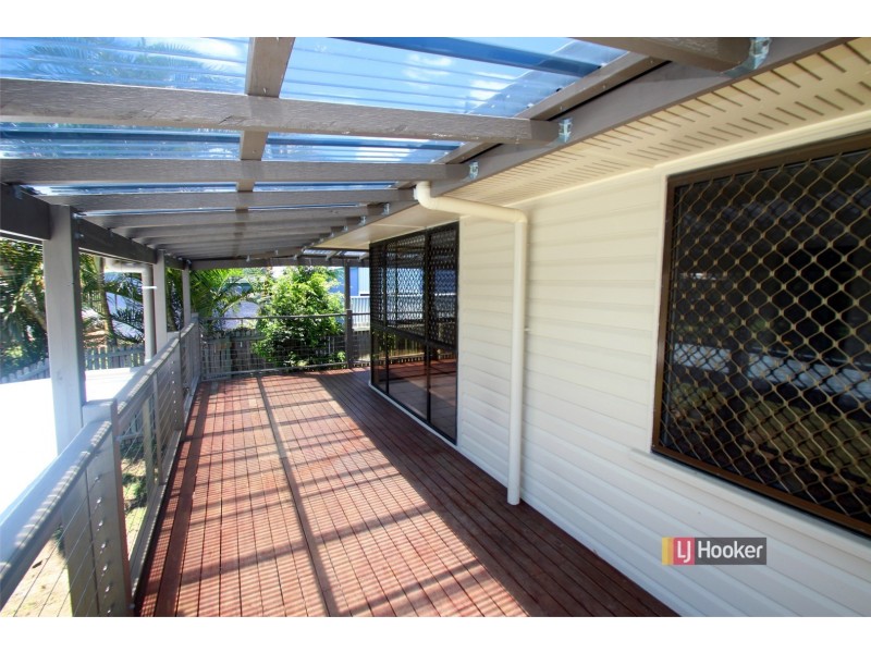 9 Island Outlook, River Heads QLD 4655