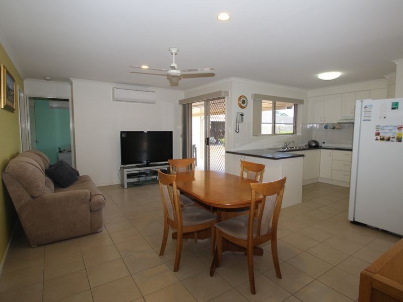 1 Pembridge Circuit, Urraween QLD 4655