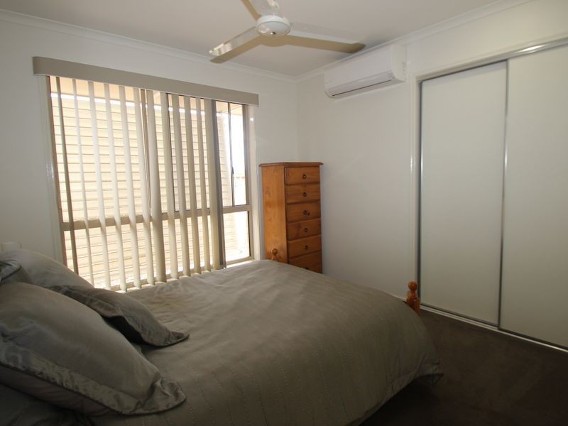 1 Pembridge Circuit, Urraween QLD 4655