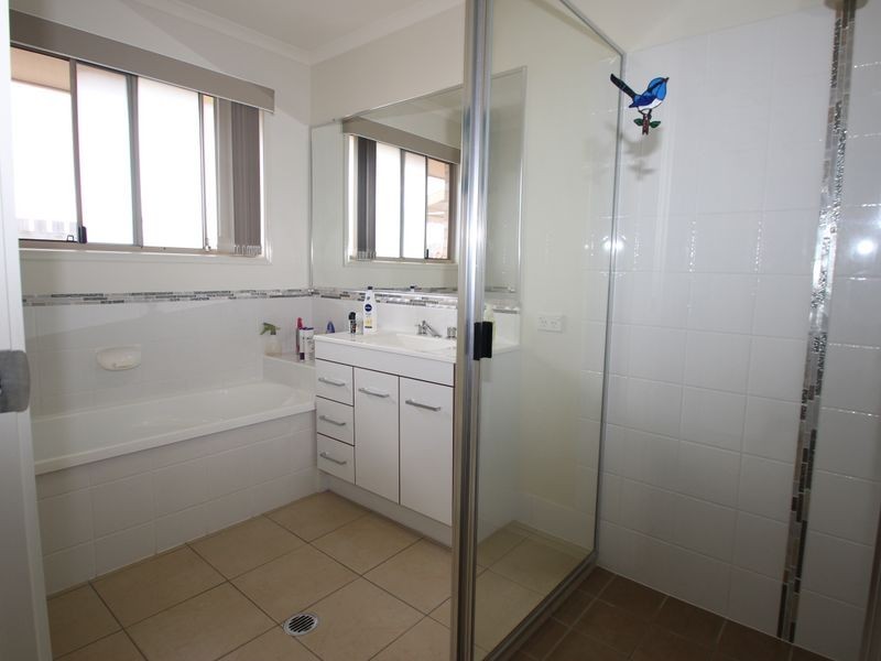 1 Pembridge Circuit, Urraween QLD 4655