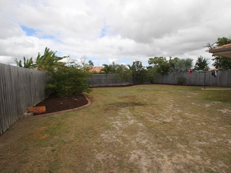 12 Lady Penrhyn Drive, Eli Waters QLD 4655