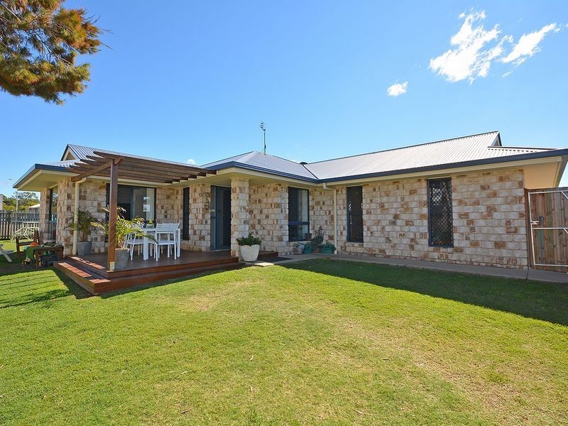 6 Stringybark Drive, Urangan QLD 4655