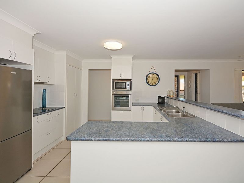 6 Stringybark Drive, Urangan QLD 4655