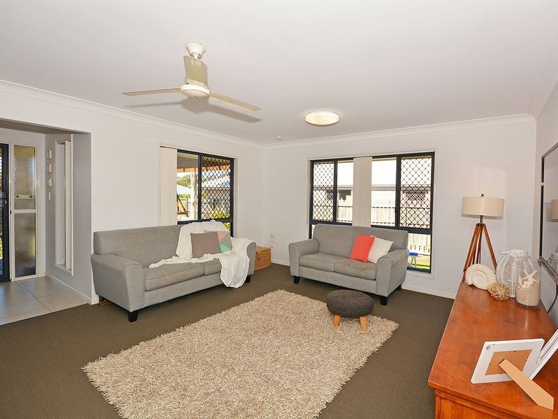 6 Stringybark Drive, Urangan QLD 4655