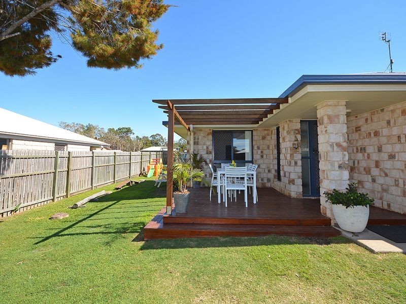 6 Stringybark Drive, Urangan QLD 4655