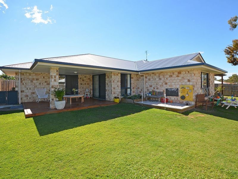 6 Stringybark Drive, Urangan QLD 4655