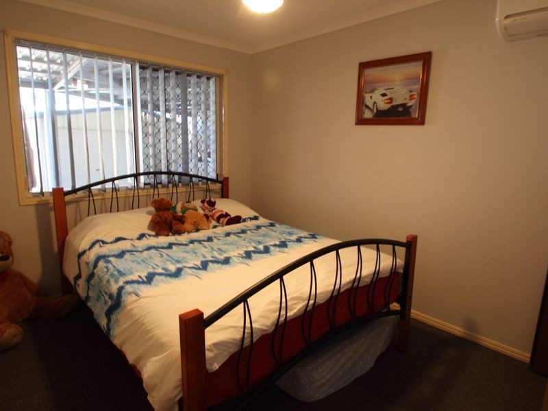 56 Barker Street, Point Vernon QLD 4655