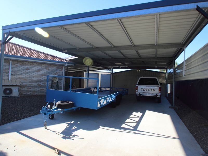 56 Barker Street, Point Vernon QLD 4655