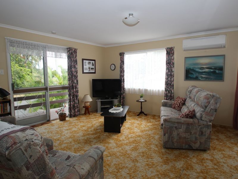 16 Eden Way, Point Vernon QLD 4655