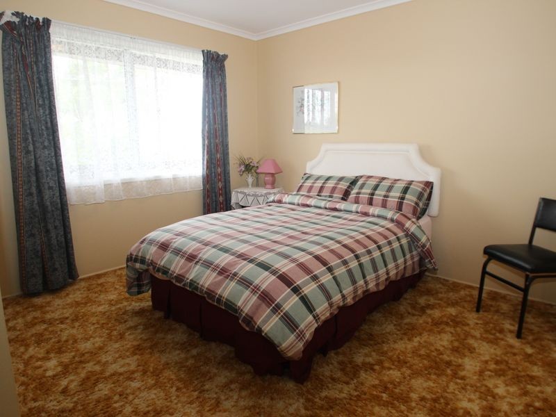 16 Eden Way, Point Vernon QLD 4655