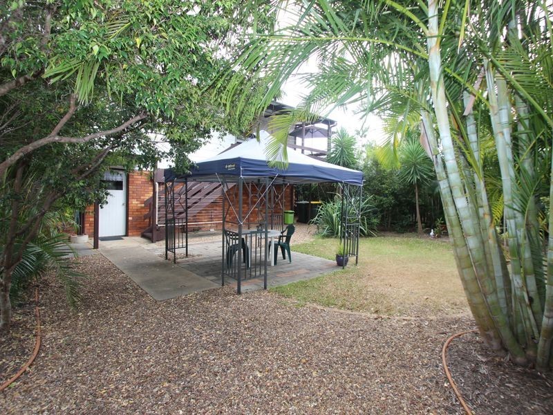 16 Eden Way, Point Vernon QLD 4655
