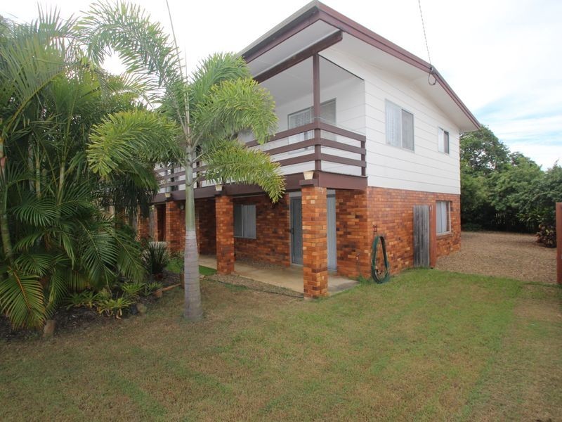 16 Eden Way, Point Vernon QLD 4655