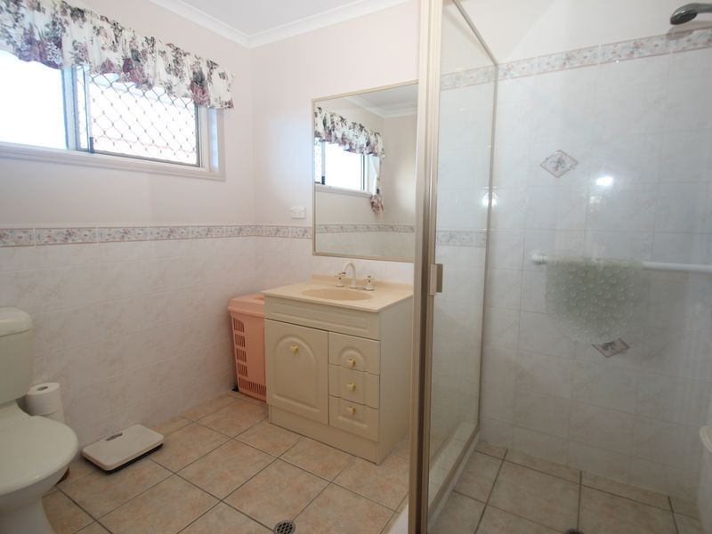 11 Marineview Avenue, Scarness QLD 4655