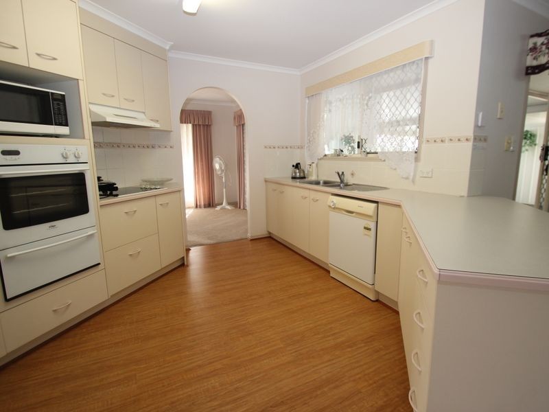 11 Marineview Avenue, Scarness QLD 4655