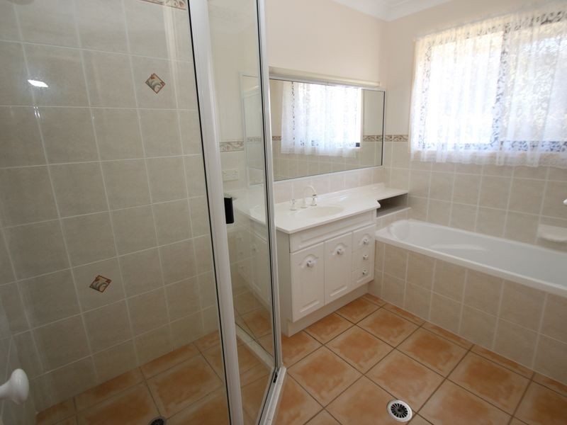 106 Long Street, Point Vernon QLD 4655
