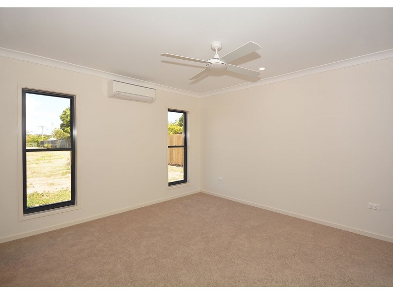 5 Sanctuary Point Close, Point Vernon QLD 4655