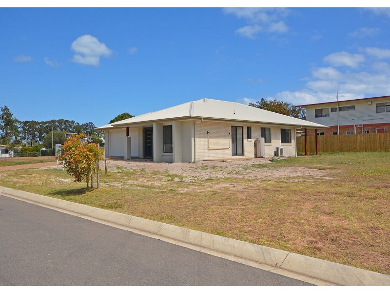 5 Sanctuary Point Close, Point Vernon QLD 4655