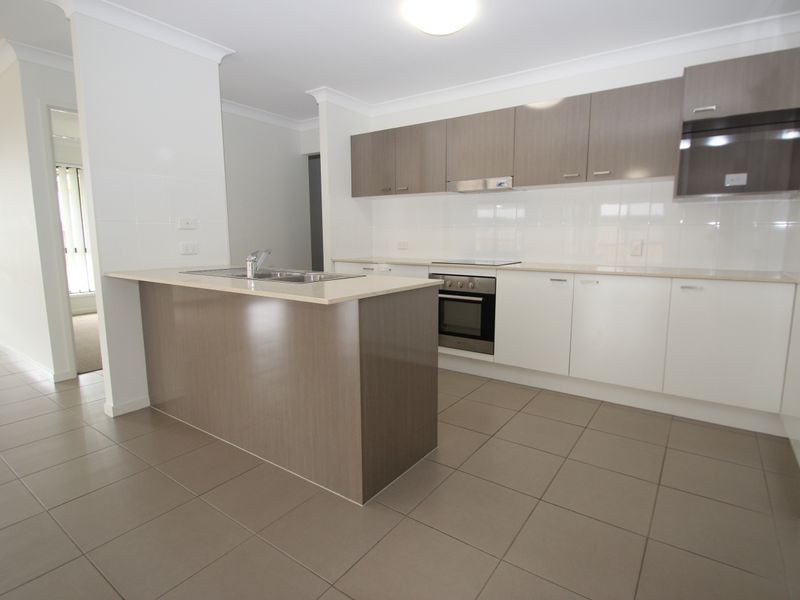 12 Parkview Street, Wondunna QLD 4655