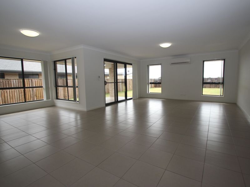 12 Parkview Street, Wondunna QLD 4655