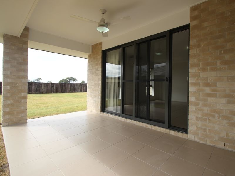 12 Parkview Street, Wondunna QLD 4655