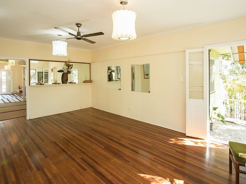 35 East Street, Scarness QLD 4655