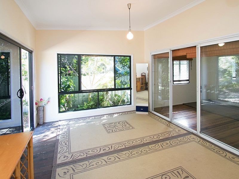 35 East Street, Scarness QLD 4655