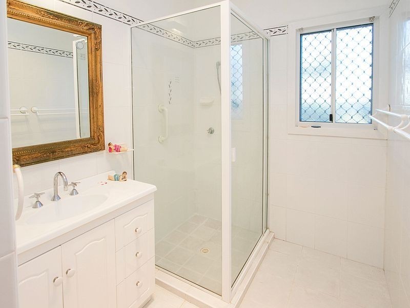 35 East Street, Scarness QLD 4655