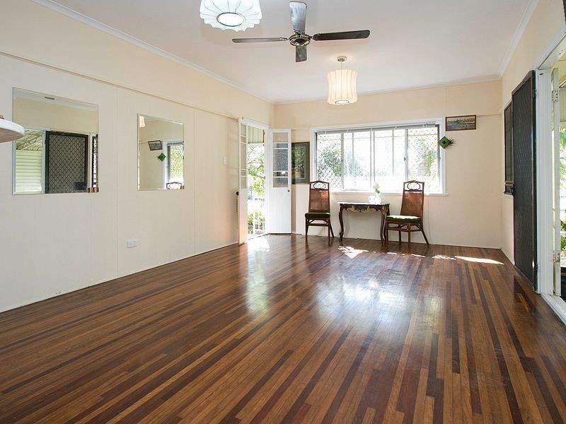 35 East Street, Scarness QLD 4655