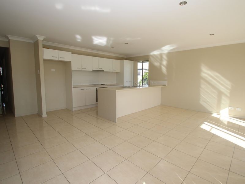 4 Parkhill Avenue, Wondunna QLD 4655