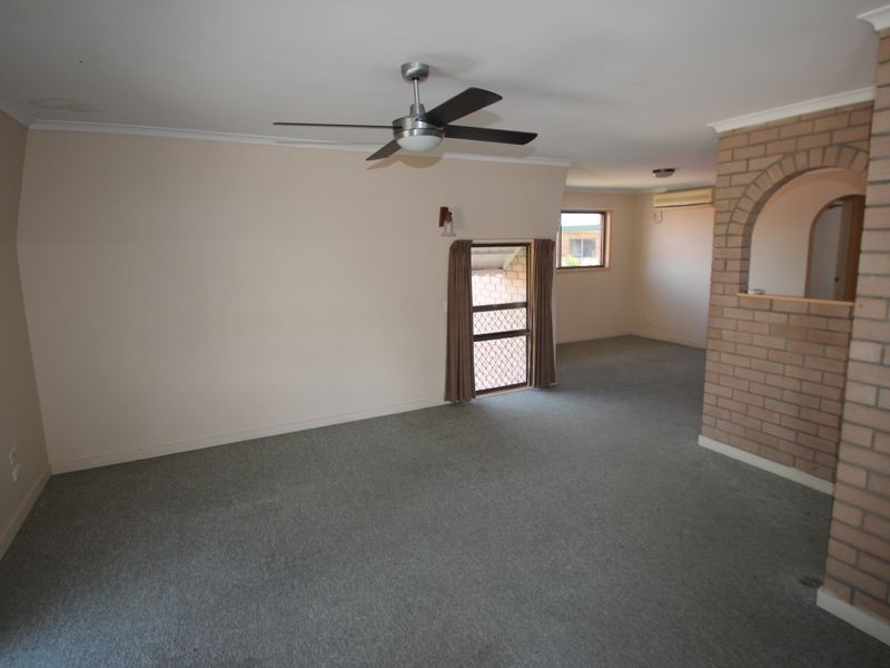 Unit 8/479 Esplanade, Torquay QLD 4655