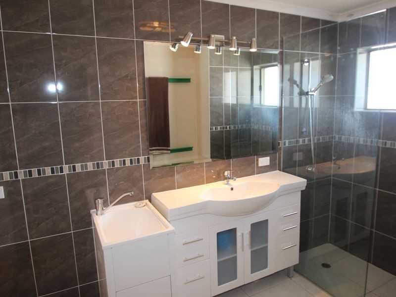 Unit 8/479 Esplanade, Torquay QLD 4655