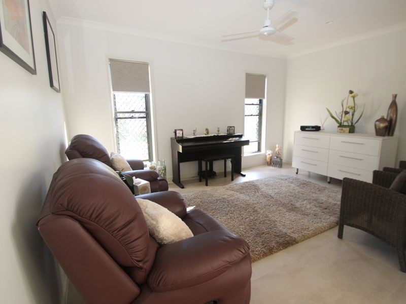 7 Belleni Court, Point Vernon QLD 4655