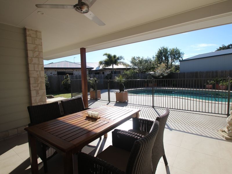 7 Belleni Court, Point Vernon QLD 4655