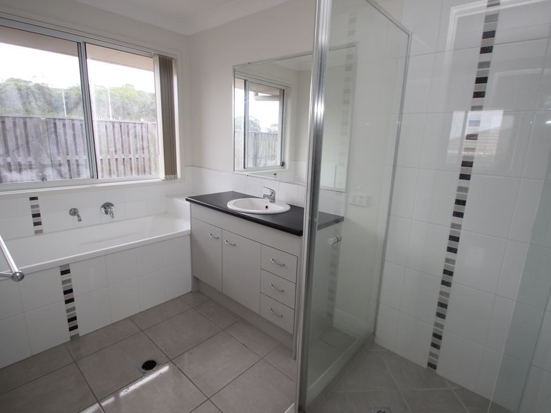 2 Ridge Road, Wondunna QLD 4655