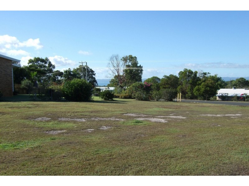 6 Pacific Drive, Booral QLD 4655