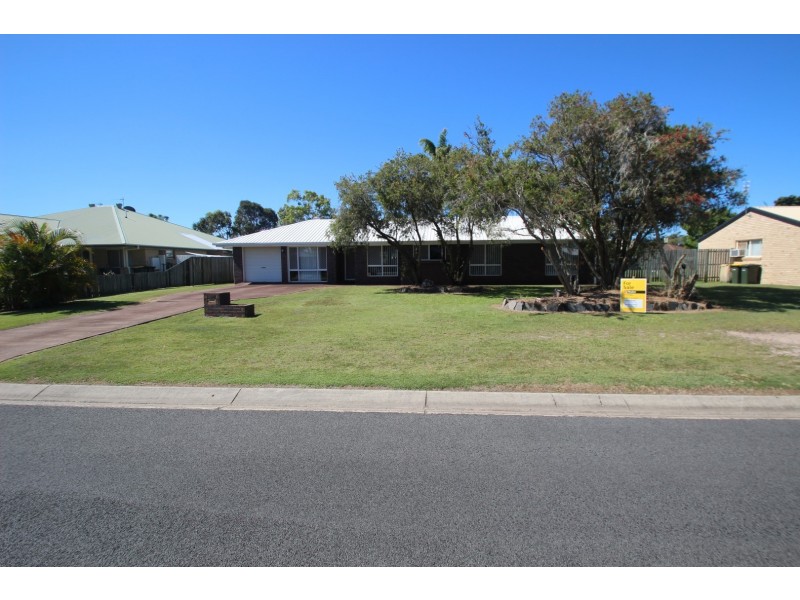 50 Bayrise Drive, Urangan QLD 4655