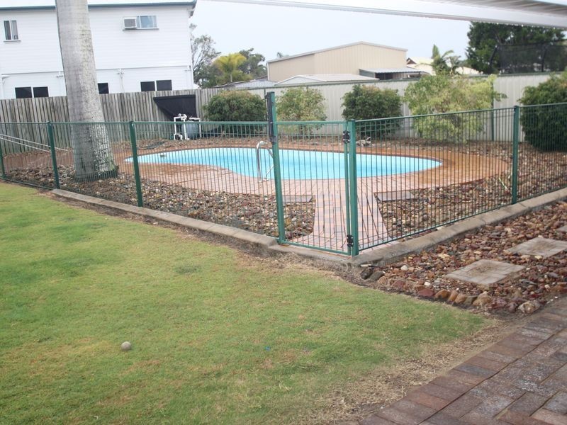 50 Bayrise Drive, Urangan QLD 4655