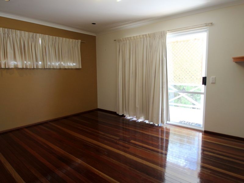 45 Francis Avenue, Booral QLD 4655