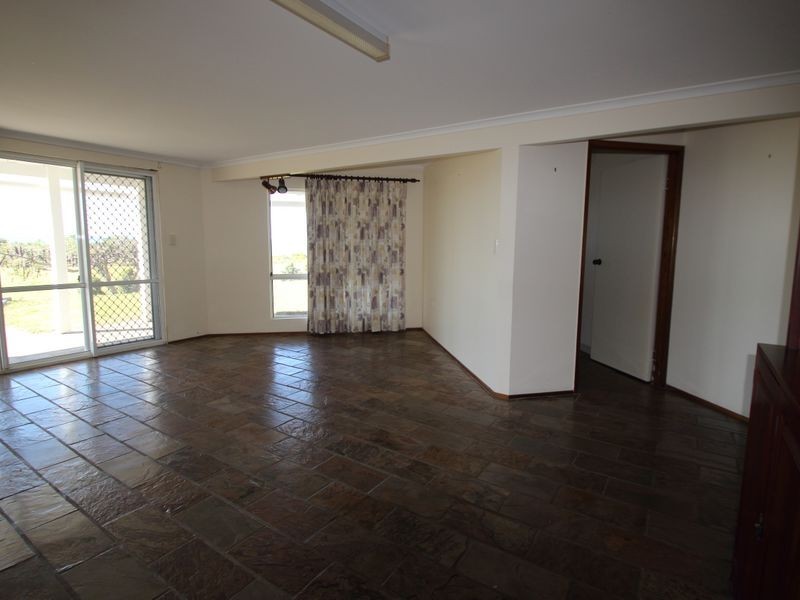 45 Francis Avenue, Booral QLD 4655