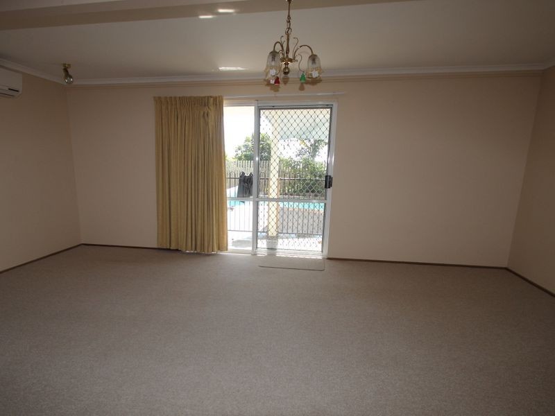 45 Francis Avenue, Booral QLD 4655