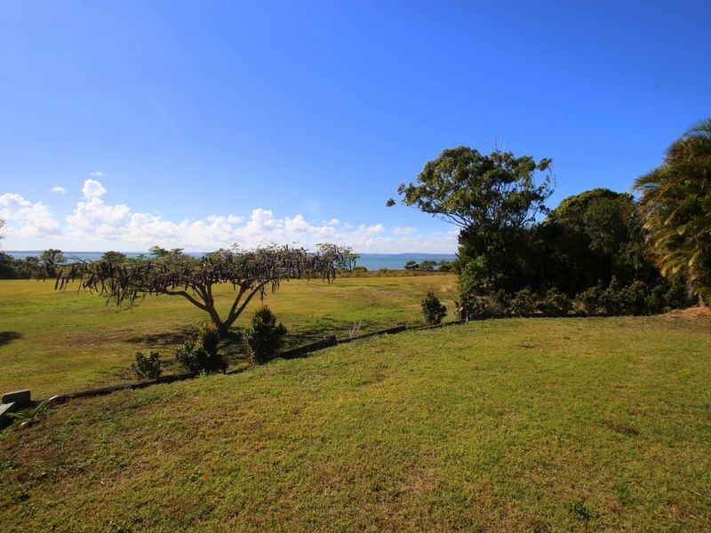 45 Francis Avenue, Booral QLD 4655